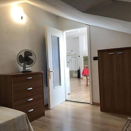 Casa Filippo Large 3 Room Apartment, Close To The Beach, Free Wifi Internet Riva del Garda Ngoại thất bức ảnh