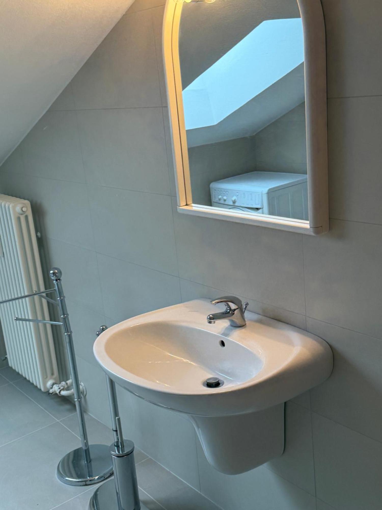 Casa Filippo Large 3 Room Apartment, Close To The Beach, Free Wifi Internet Riva del Garda Ngoại thất bức ảnh